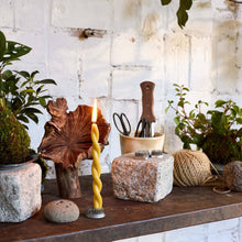 Load image into Gallery viewer, Bloomist - Granite Stand