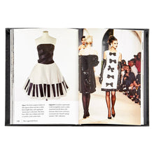Load image into Gallery viewer, Graphic Image Inc. - Little Book of Chanel