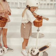 Load image into Gallery viewer, Banwood Inc - BANWOOD 3-WHEEL SCOOTER &amp; HELMET SET - CREAM
