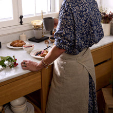 Load image into Gallery viewer, Bloomist - Washed Natural Linen and Leather Apron