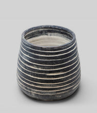 Load image into Gallery viewer, Bloomist - Ridge Terracotta Planter, Dark Charcoal Wash