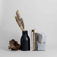 Load image into Gallery viewer, Bloomist - Granite Stand
