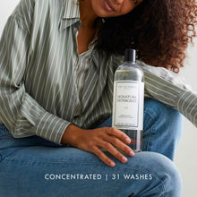 Load image into Gallery viewer, The Laundress - Signature Detergent Isle