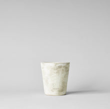 Load image into Gallery viewer, Bloomist - Basic Planter, White Patina